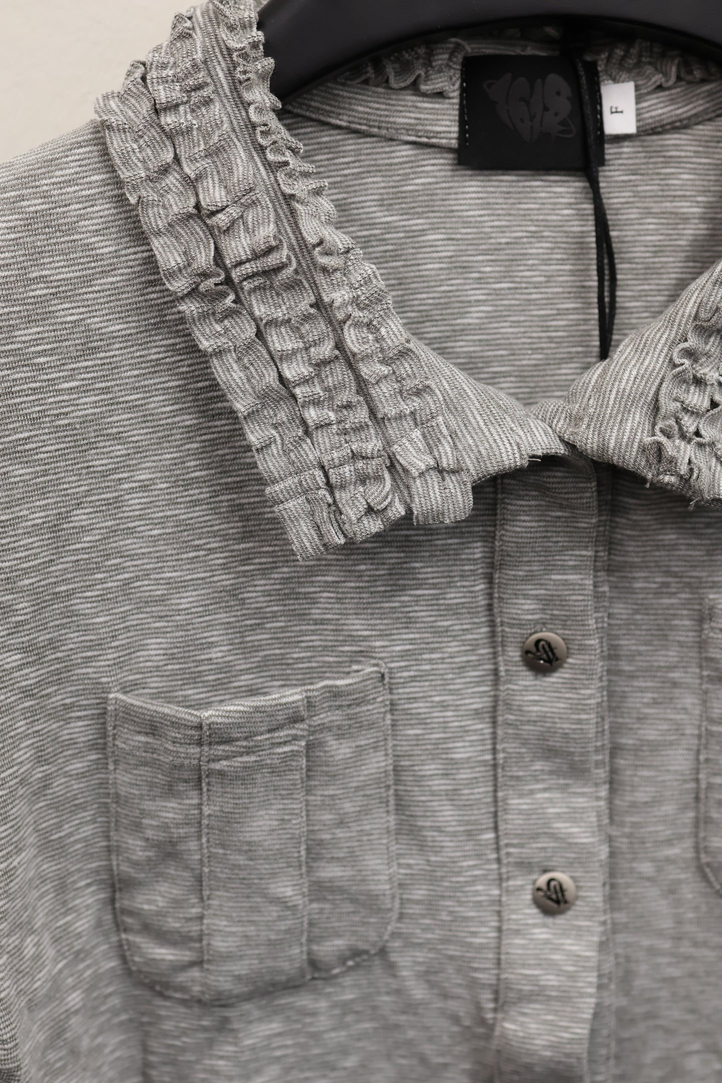 25-913 Shaggy Collar Top A381