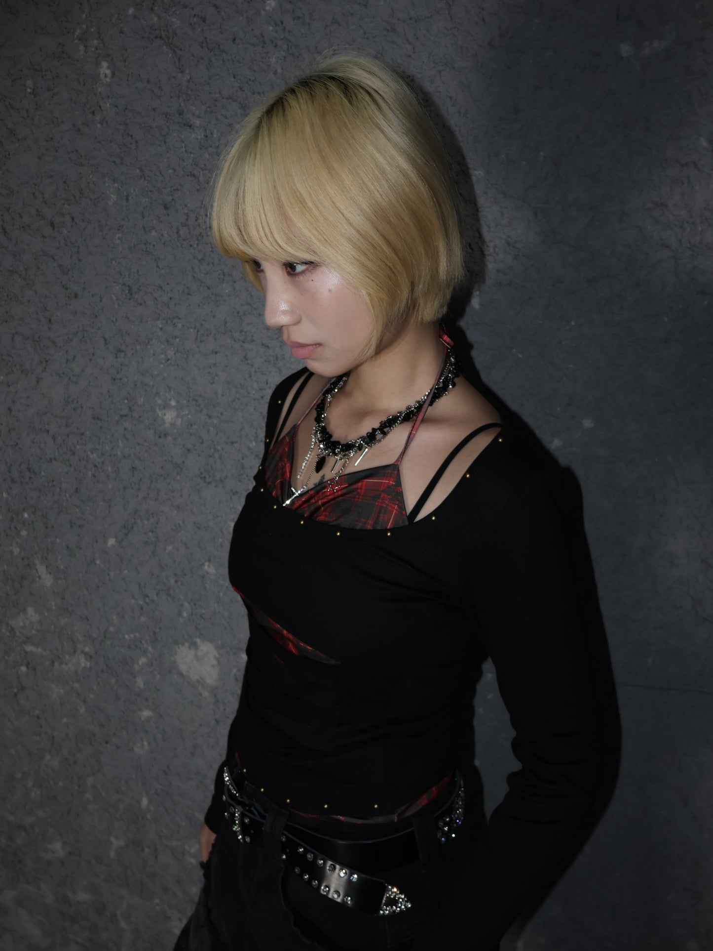 Rift Cutout Top A483