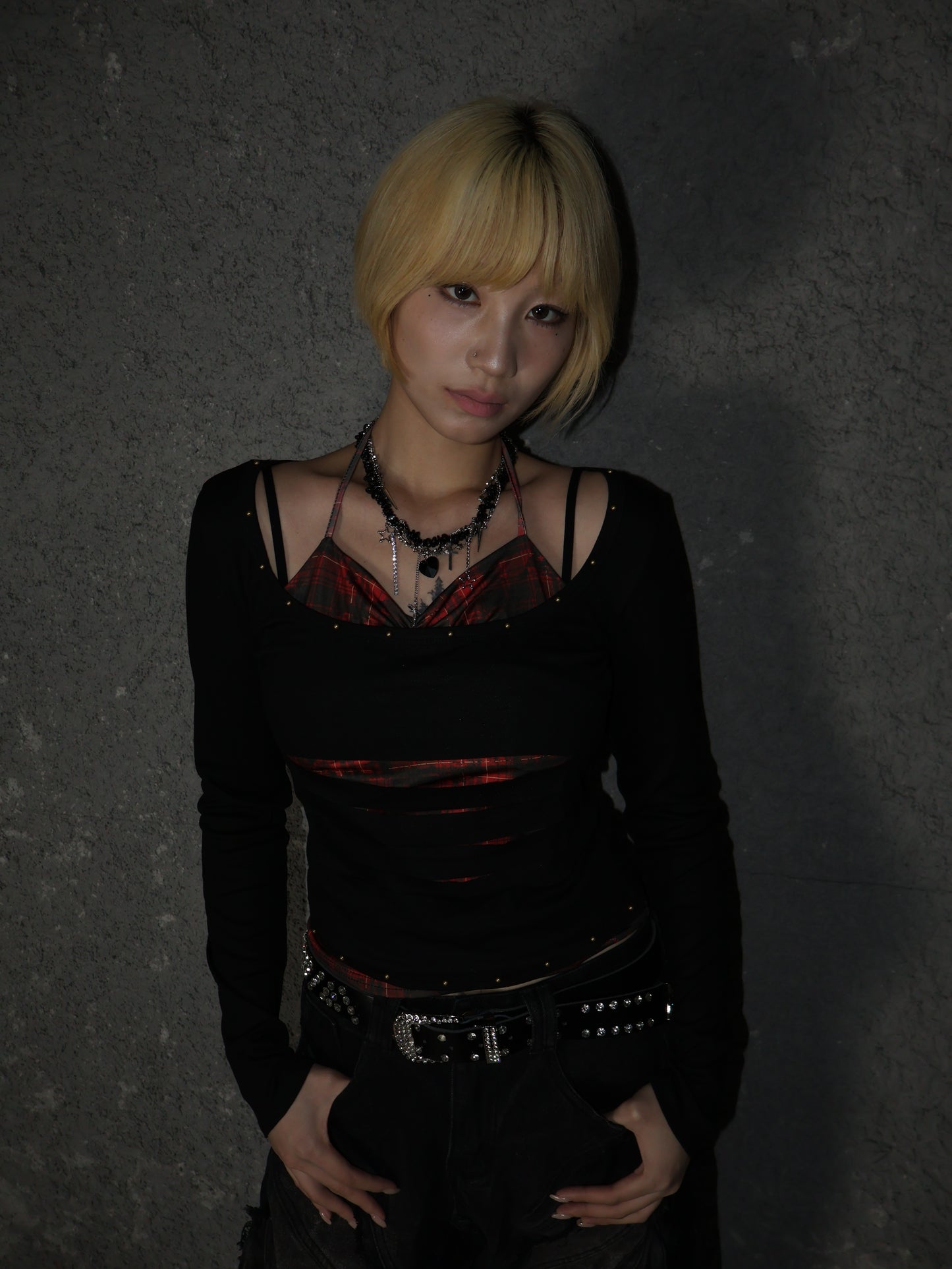 Rift Cutout Top A483