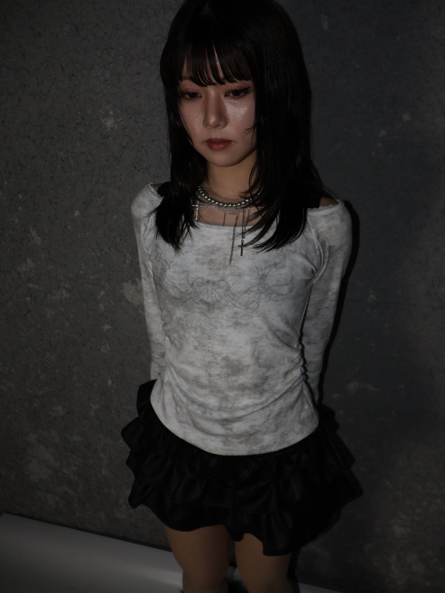 Veil Off-Shoulder Top A489