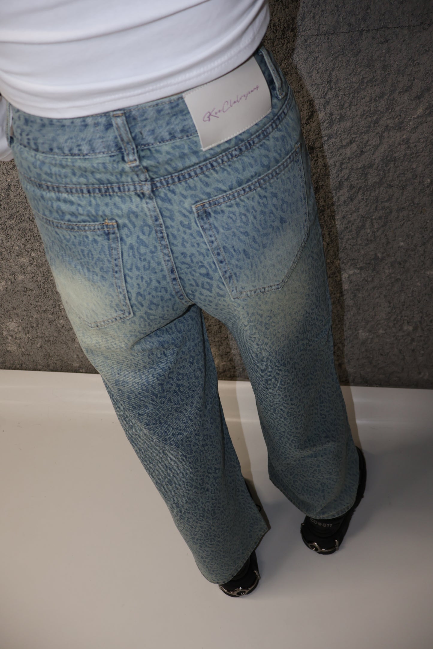 LEO denimpants  A16