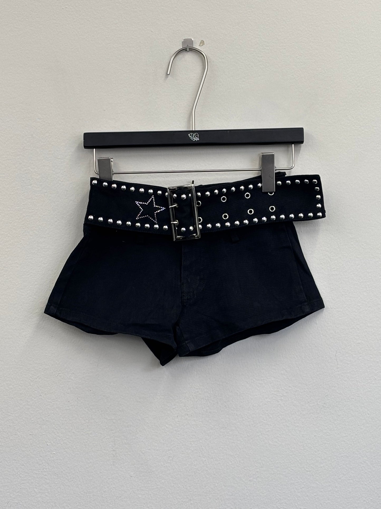 25-K31 studsbelt skirt A178