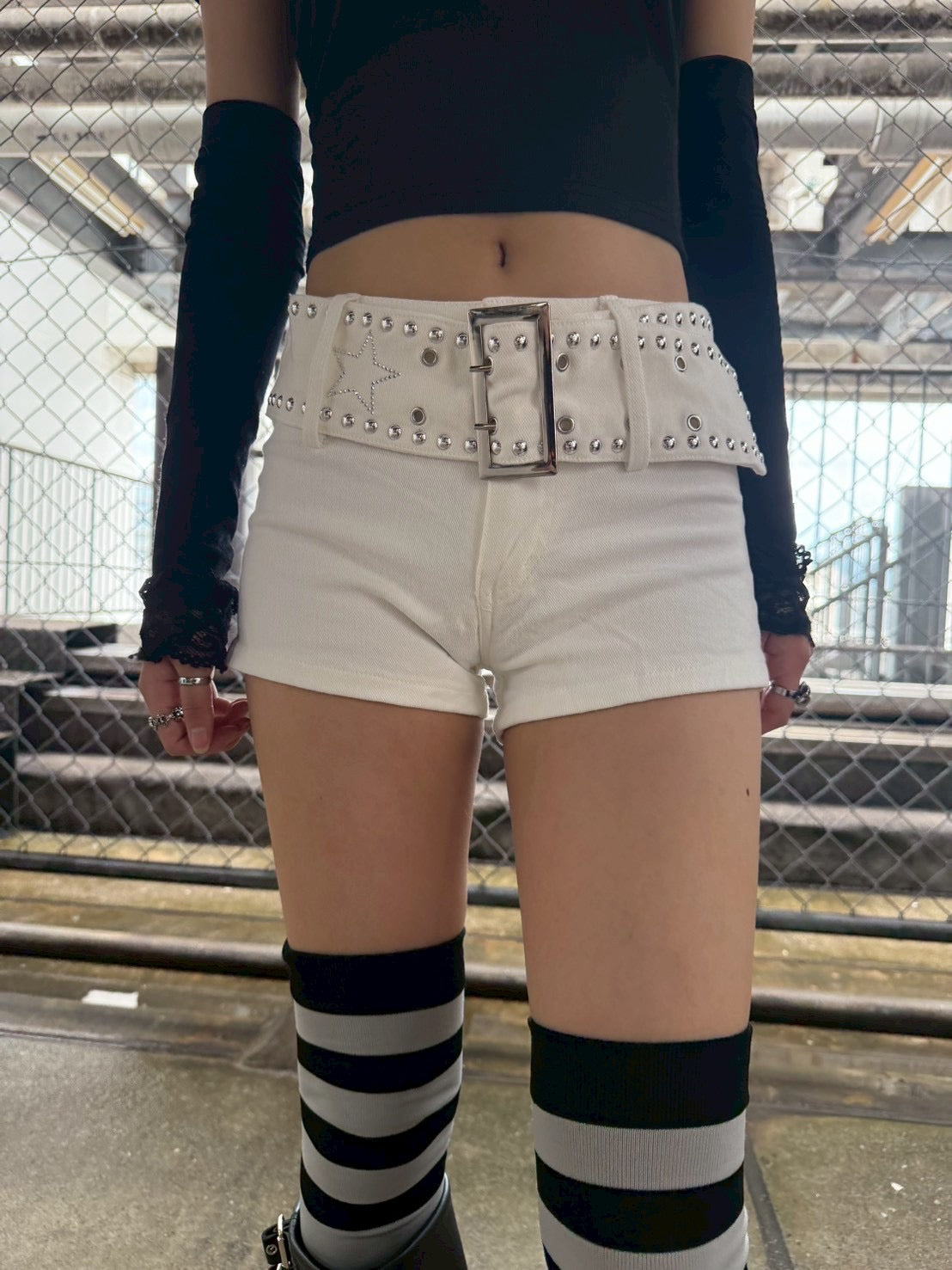 25-K31 studsbelt skirt A178