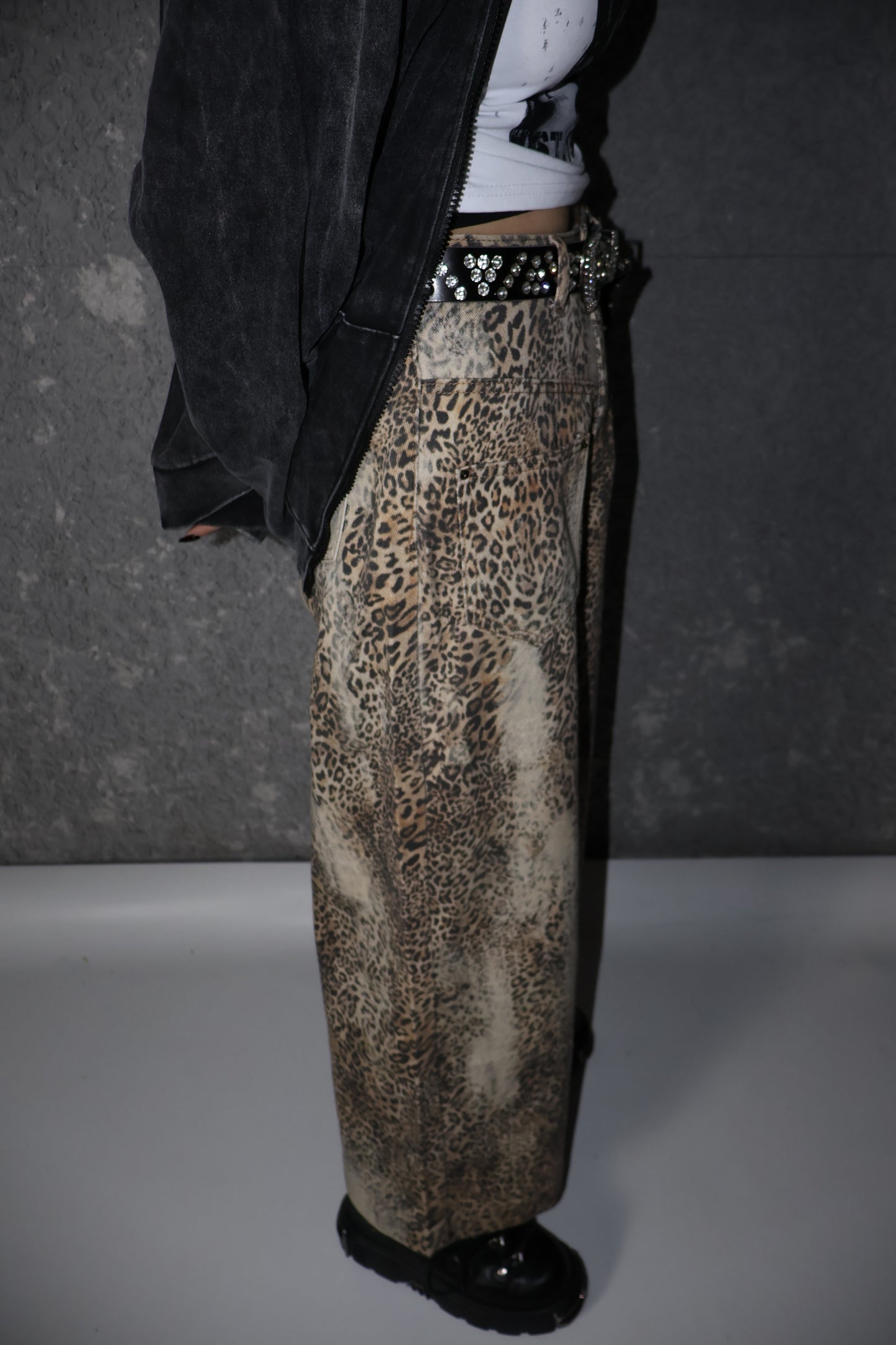 Leo loose pants A266