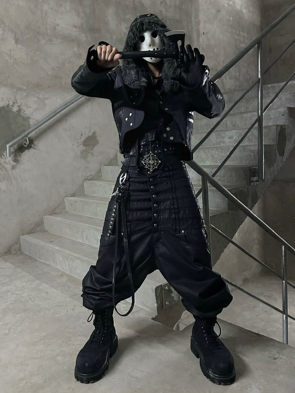 UNIZ 8 Backs J-Cut Pants