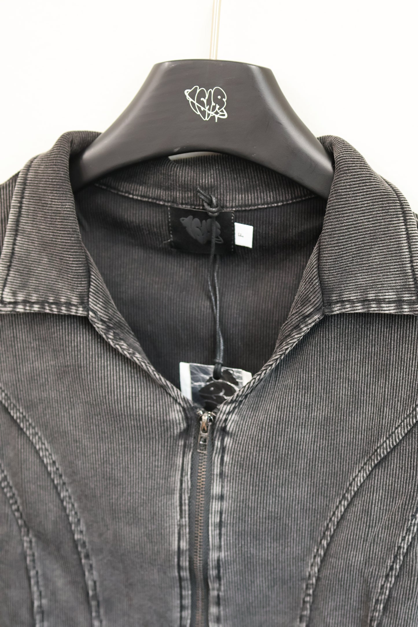 25-821 Grunge Zip Top　A395