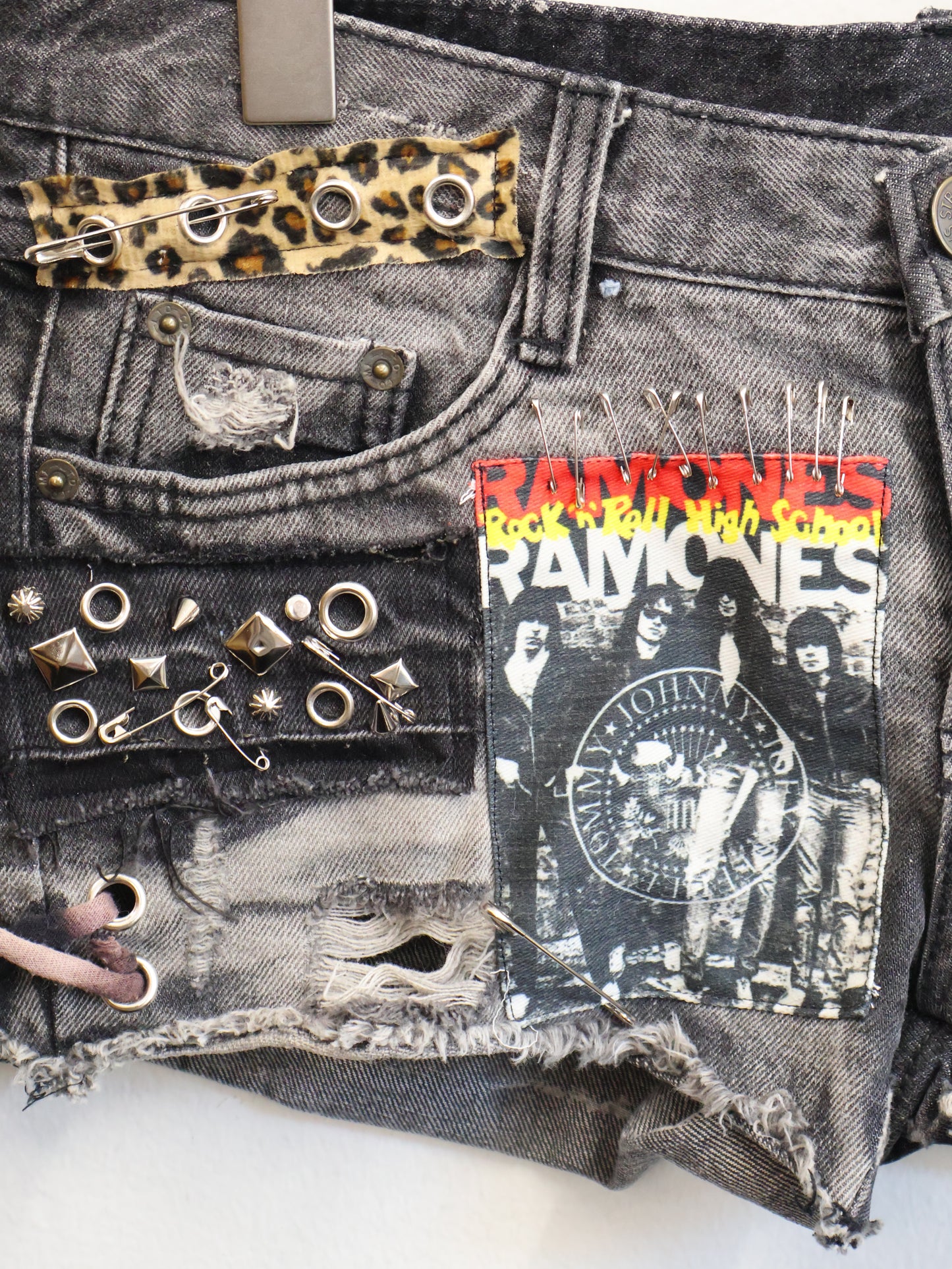 1618 Y2K remake short pants RA255