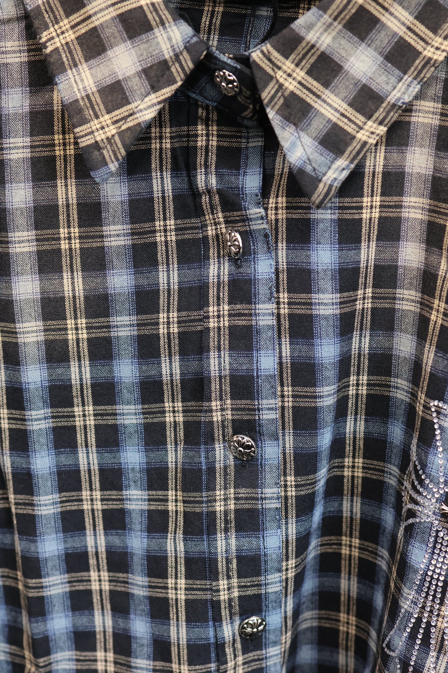 257-09 Grunge Plaid Shirt A409