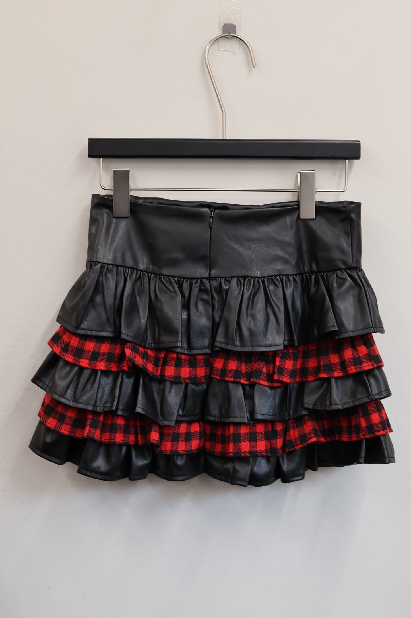 25-813 Crimson Cross Skirt A412