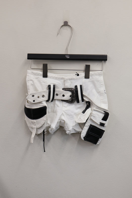 25-K191 B Leather Shorts A401