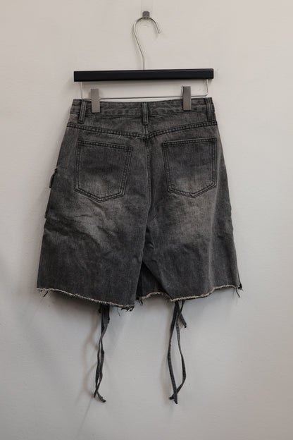 Drooping shorts A405