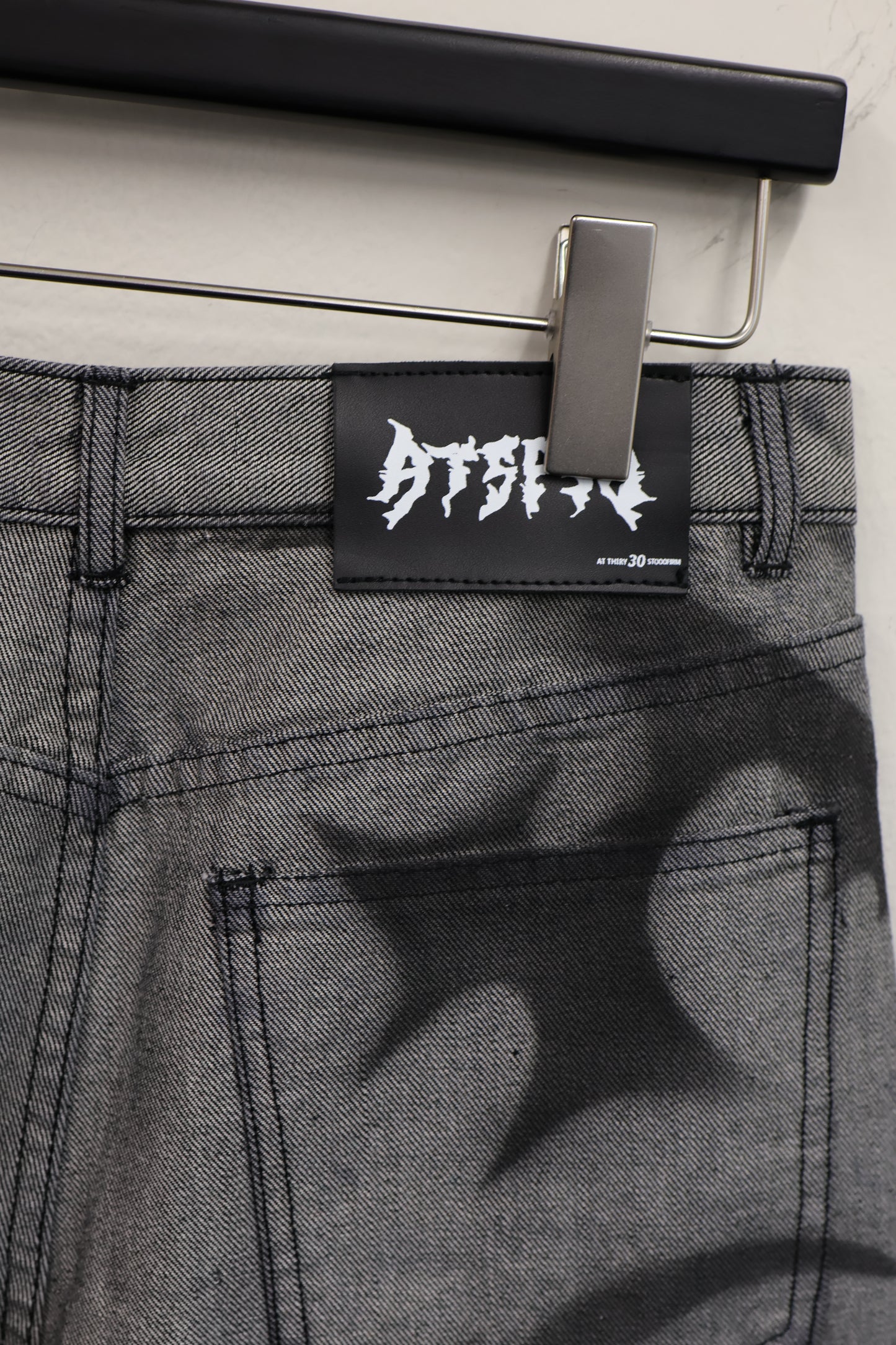 25-K18 3paint denim A402