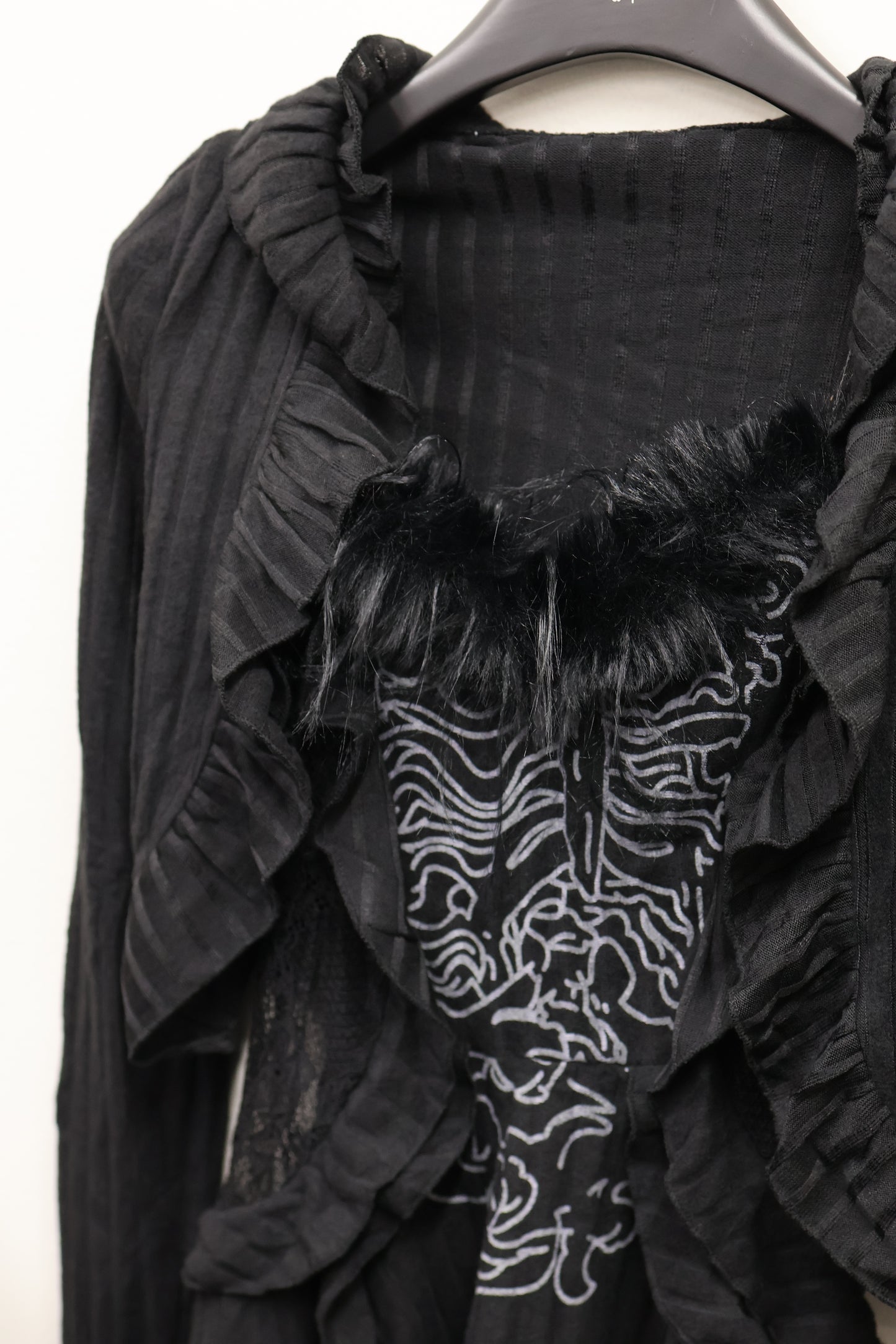 Gothic Ruffle cardigan A423