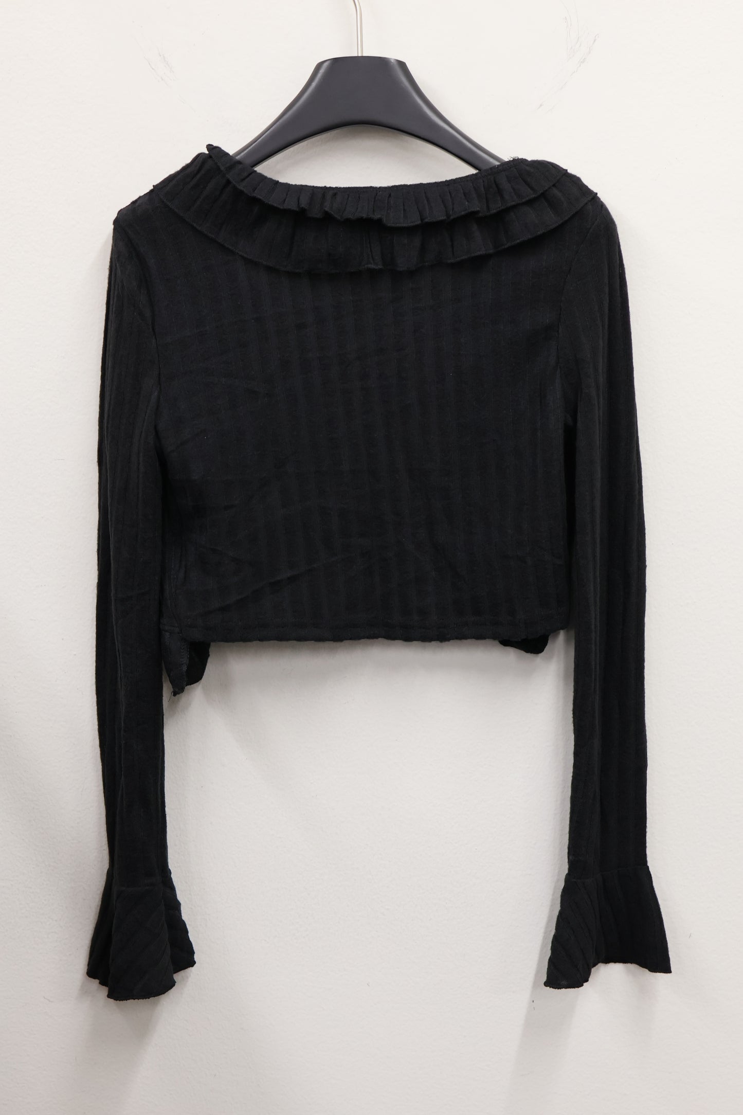 Gothic Ruffle cardigan A423