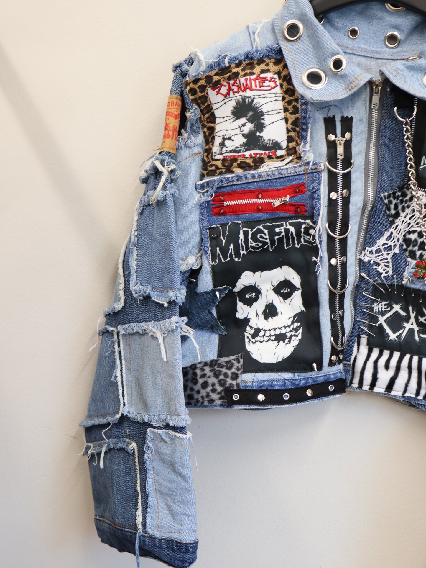 aftermath RE: Riot Icon Cropped Denim Jacket RA328