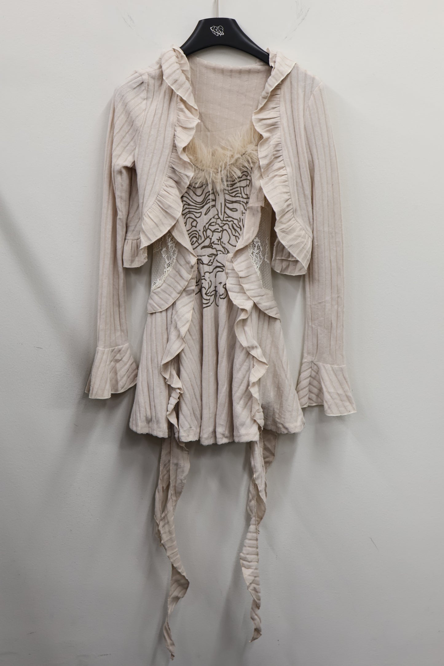 Gothic Ruffle cardigan A423