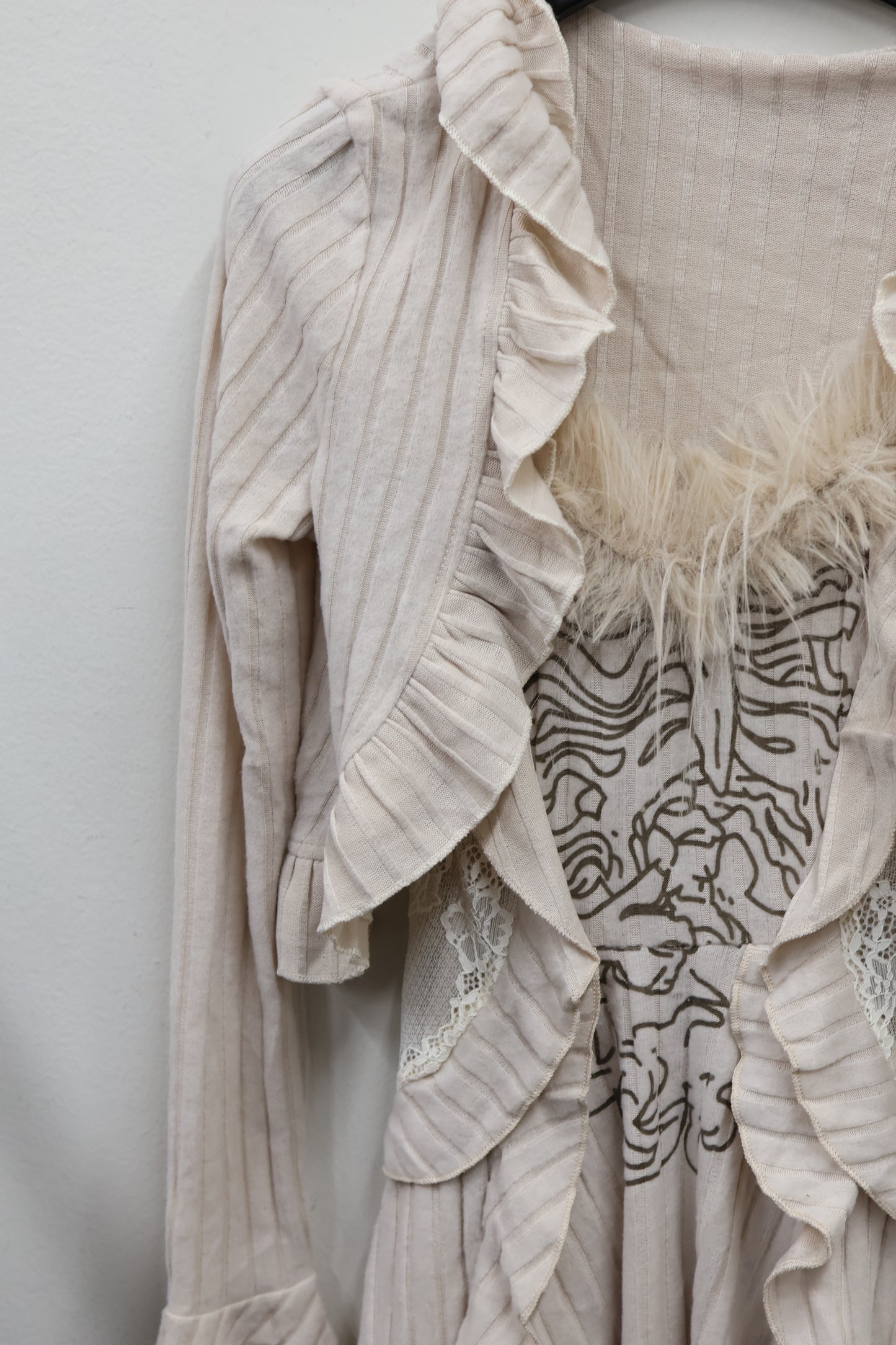 Gothic Ruffle cardigan A423