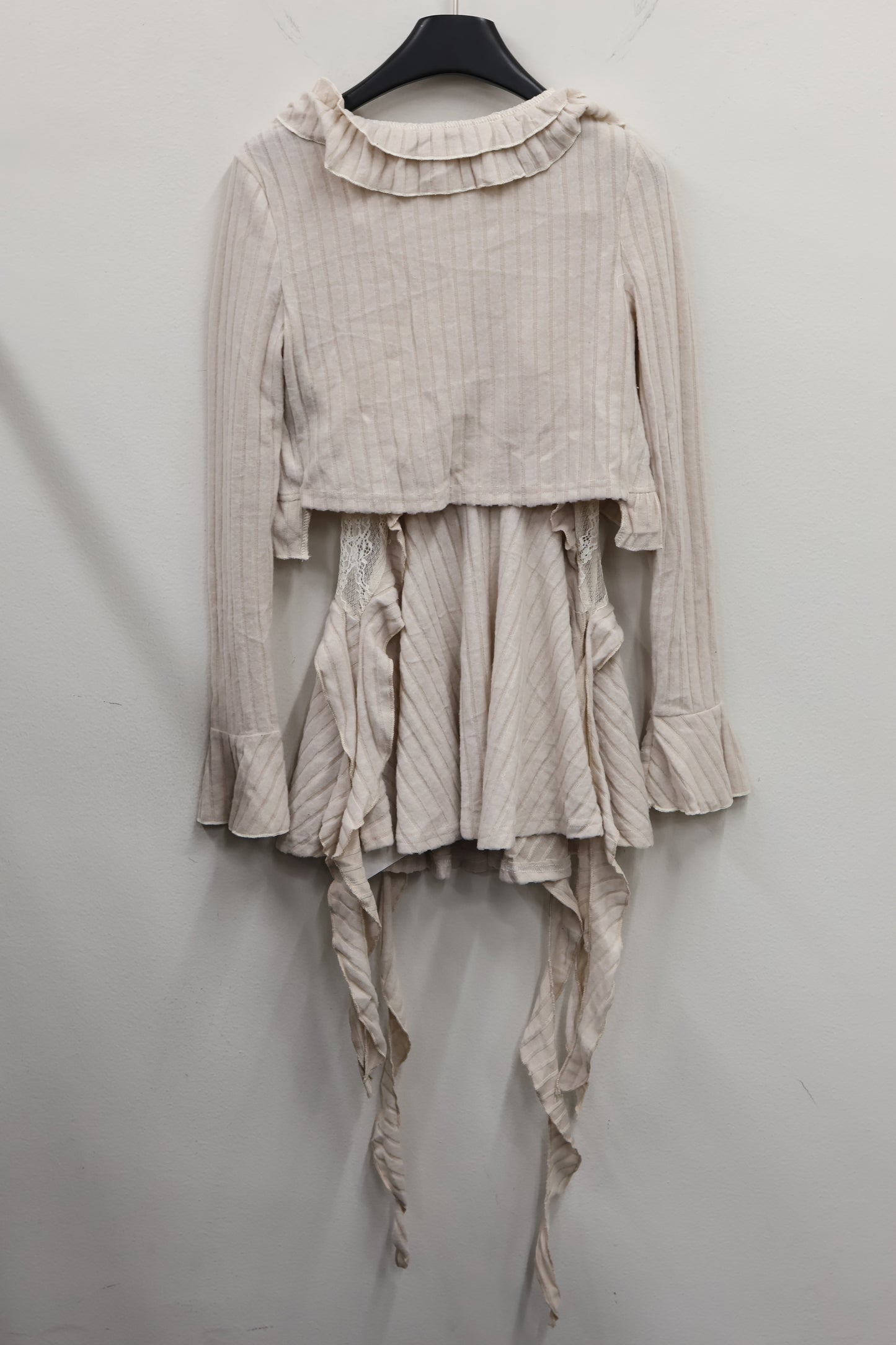 Gothic Ruffle cardigan A423