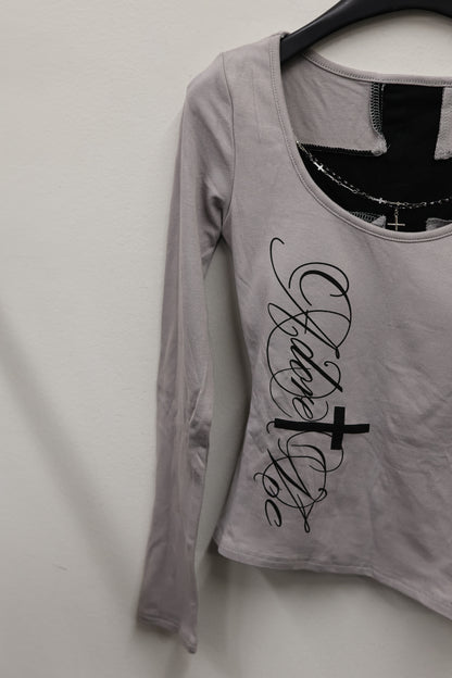 25-916 Cross Line Top A422