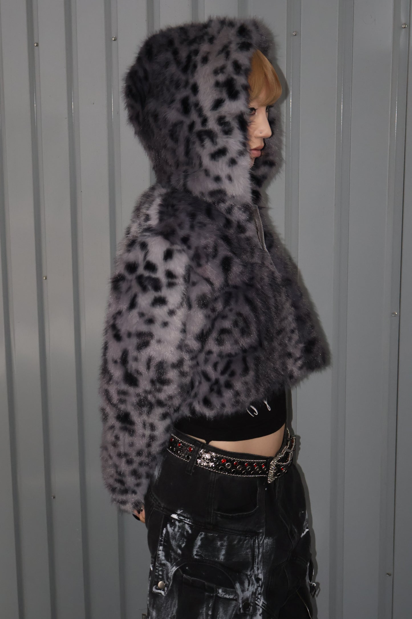 25-918 Wolf Fur Jacket A426