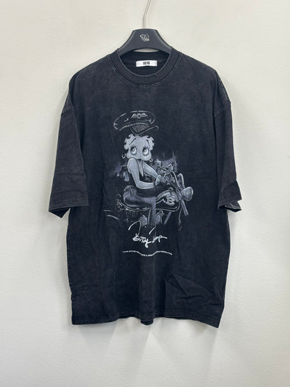 betty tee A190