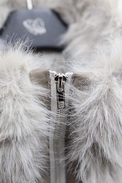 25-921 Snow Fur Coat  A334