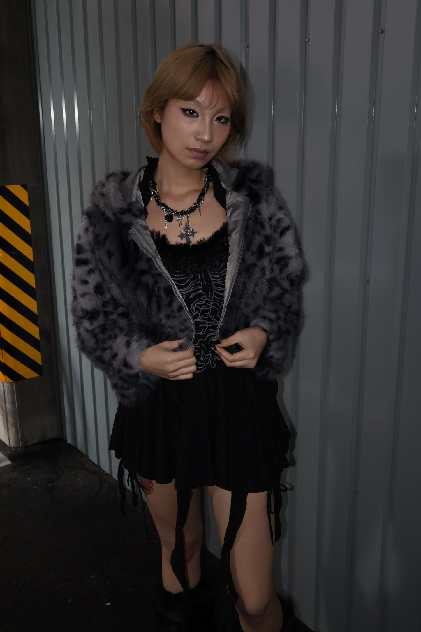 25-918 Wolf Fur Jacket A426