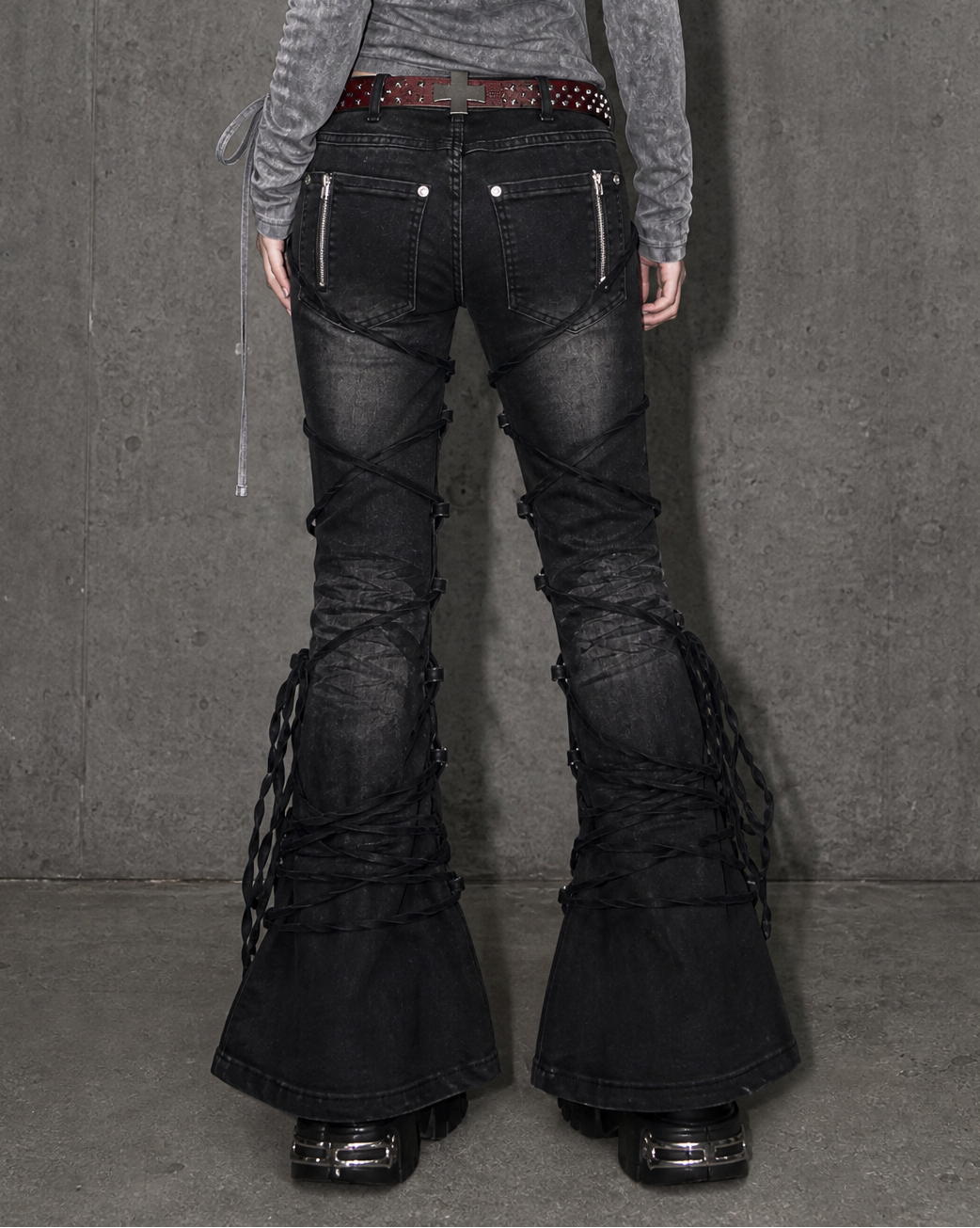 Entangled Flare Pants A725