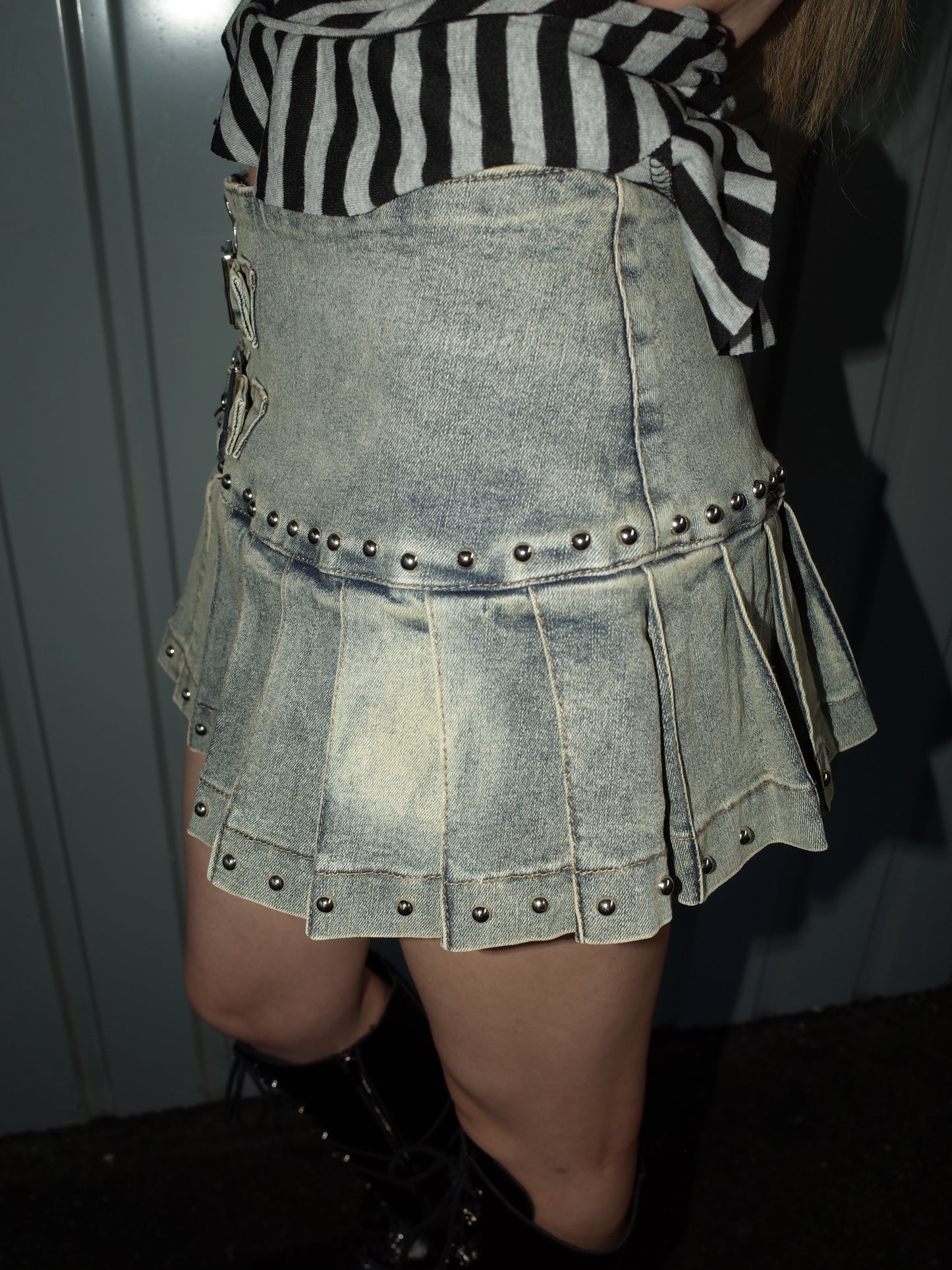 Pleat Denim Mini Skirt A527