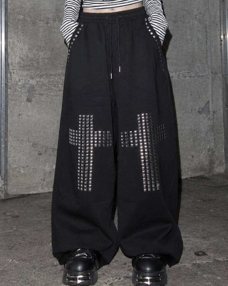 Studded Cross Pants A731