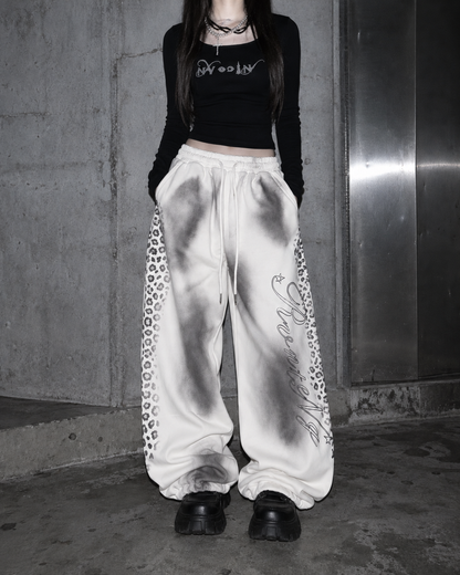 Script Wide Sweatpants A730